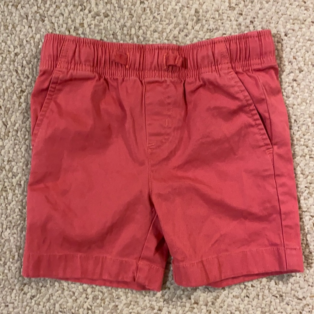 Boys vineyard vines shorts,